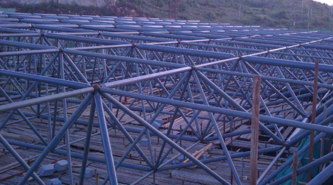 韶关概述网架加工中对钢材的质量的过细恳求